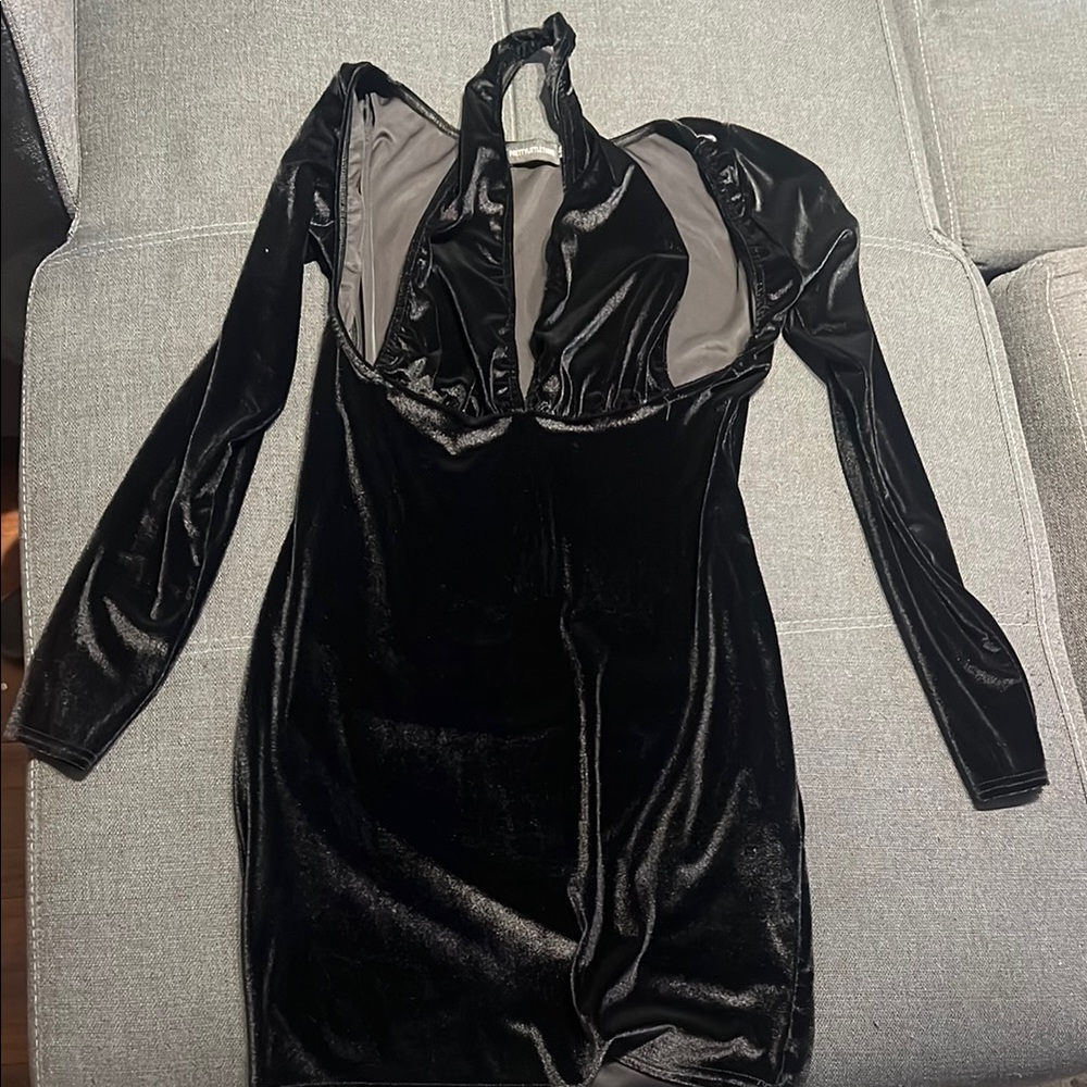 PrettyLittleThing Black Long Sleeve Halter Bodycon Dress